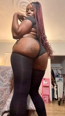 Cayucos Incalls Only — Thick Mature Escort, Tight & Creamy - 1