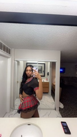 Amazonian 5'11 Goddess — BDSM, Anal, Massages, OUT/In Calls (24) - 1