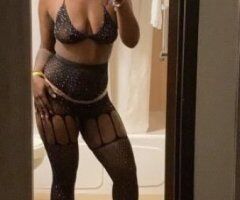 Glens Falls Female Escort — car date party favors (❄) - Image 2