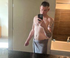 looking for sexy, fun and kinky woman for a night of fun - Image 3