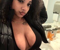 Kansas City MO Female Escort for Outcall & Car Play - Image 2