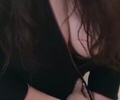 Palm Springs MILF Escort — short-time meetups - Image 3