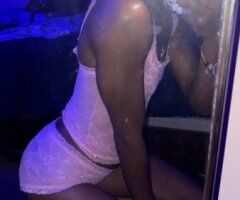 Hampton escorts - Sweet young escort — fun with the new girl in town (limited time)