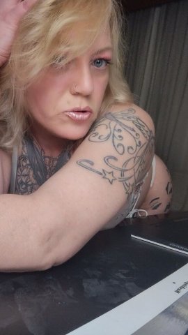 Ocala FL 42-Year-Old Mom Female Escort — GFE, Deep Oral & 69, Incall/Outcall/Car - 1