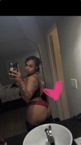 Palm Springs Incall HHR Special — Wet Pussy, Fat Ass, Slim Waist - 1