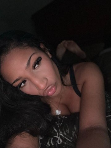 Seattle Female Escort — sweet, sensual, caring companion (22) - 1
