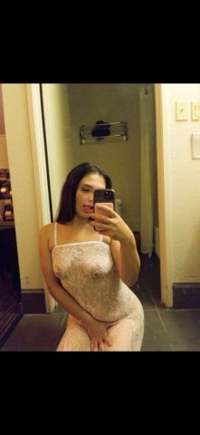 Wichita, KS Female Escort — HMU - 1