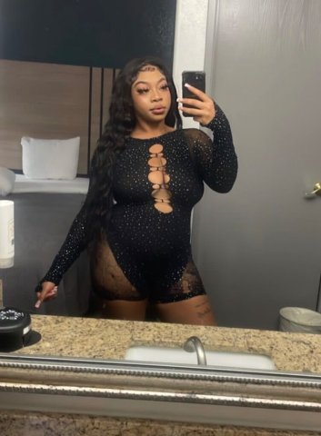 Denver CO Soft Sensual Female Escort — Incall & Car Dates - 1