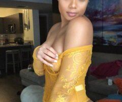 Santa Barbara Petite Female Escort — Facetime Shows - Image 3