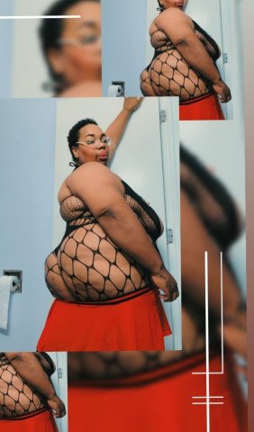 Owensboro KY SSBBW Miss Honey — Picture First, Sloppy Mouth & Wet Pussy - 1