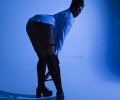 Curvy party girl for Maui incalls & outcalls - Image 3