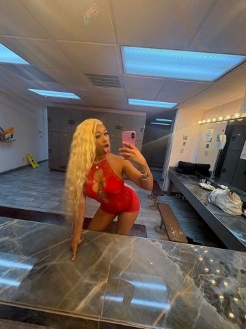 Treasure Bankz Blonde Bombshell (21) — Hattiesburg Incalls/Outcalls, BDSM - 1