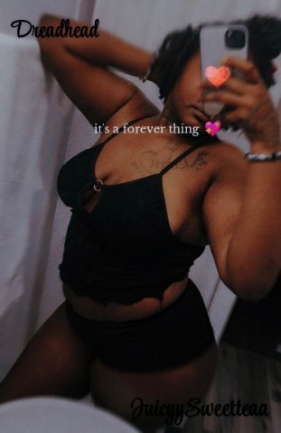 Chicago Female Escort — Incalls with FaceTime required - 1
