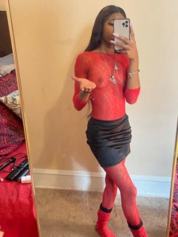 Desie (22) — Slim Thick Baby Girl Myrtle Beach Female Escort - 1
