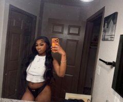 Upscale Petite Treat in Town — Overnight Friendly - Image 7