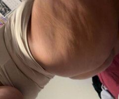 Warwick RI Pretty 22-Year-Old Curvy Female Escort - Image 3