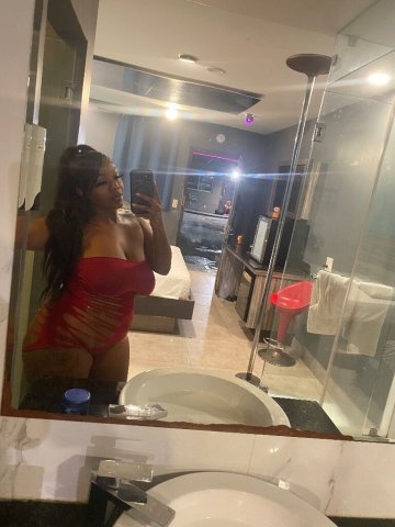 Honey  DaThroatGGoat — Real pics, wet head, OnlyFans available - 1