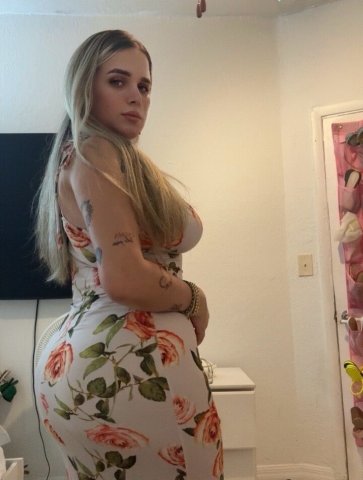 Lafayette, IN Cubana Latina Escort — 27 - 1