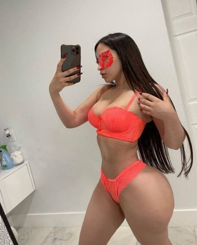 Westchester, New York Latina Escort — Playful & Affectionate - 1