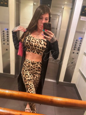 Cincinnati Tattooed Curvy Temptress — Incalls & Outcalls, Content by Text - 1