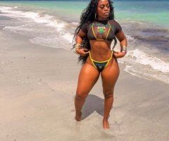 Queens escorts - Queens Female Escort — Outcalls Only