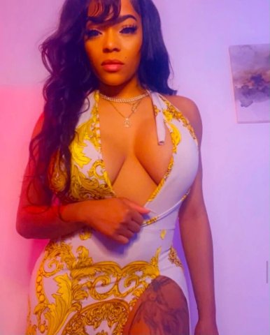 Kansas City Female Escort — Incall, Outcall, Car Play & FaceTime - 1
