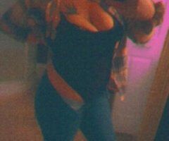 Lansing Female Escort — In-call & out-call 3D - Image 10