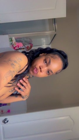 Leah (27) — Sexy Female Escort Booking in Washington, D.C. - 1