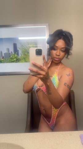 Cartii — Brownskin Mamii, 5'8 Slim, Tatted & Bubbly in Oakland/East Bay - 1