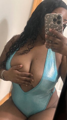 Seattle Female Escort — Video Calls & Content - 1