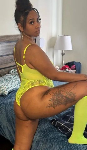 Las Vegas Female Escort — GFE package with deep tissue & erotic massage specials (incalls/outcalls) - 1