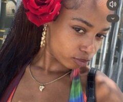Los Angeles Female Escort — Slim & Curvy - Image 3