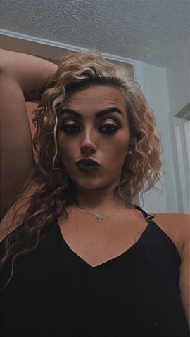 Sweet Trouble Squirter Alert — Private, Discreet Texting - 1