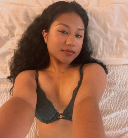 Jinx (26) in Wilmington — 2 Playmates Available - 1