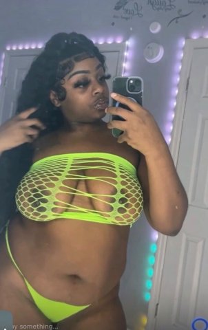 Macon, GA Female Escort — quick paid encounter (20) - 1