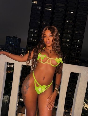 Philadelphia Cuban 21 Female Escort - 1