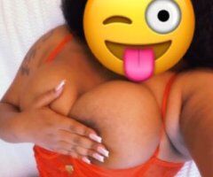 Indianapolis IN Female Escort — discreet screening & natural curvy massage-style services - Image 2