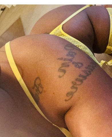 Capri — Rapid City Independent Female Escort (Incalls + Outcalls, Deposit for Outcalls) - 1