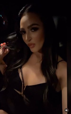 Ventura Petite Latina Female Escort — Call or Text - 1