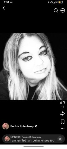 Petite blonde Southern girl — Des Moines Iowa - 1