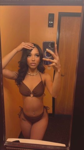 Sexy Latina Escort in Sierra Vista, AZ — Beach Adventures - 1