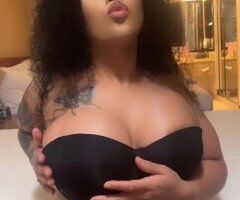 Norfolk VA Curvy PettyFemme Samoan Female Escort — Overnights & Real & Ready - Image 6