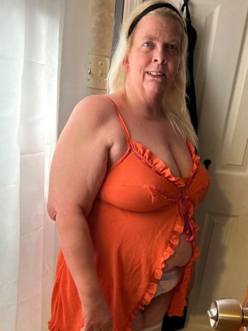 Pittsburgh Female Escort — New toy fun, videos for sale - 1