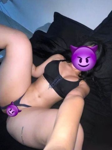 Ventura Female Escort — Incall sex, massage & role play (no condom) - 1