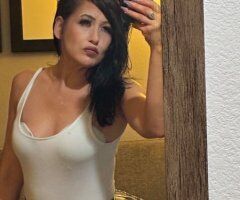 Phoenix escorts - Phoenix, AZ Female Escort — car date blow n go for $120 (today only)