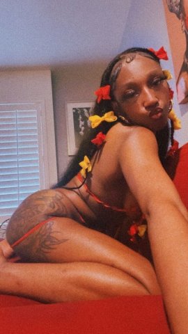 Long Beach CA Female Escort — Outcalls & Car Dates (Deposit Ready) - 1