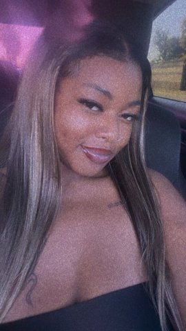 Jade (21) — Big-Boobs Fun Girl Next Door - 1