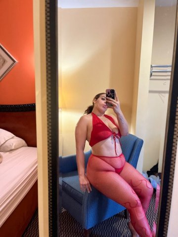 Greenville SC Female Escort — Nuru massages - 1