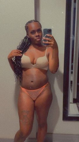 Denver Female Escort — FaceTime, Google Meet video verification, half-hour or full-hour - 1