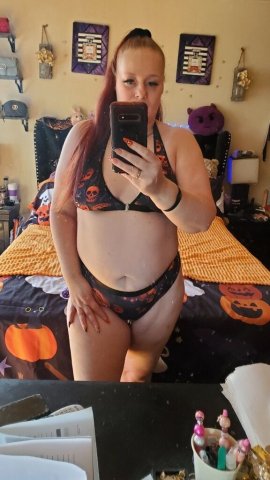 Bronx In-Call Female Escort — Carpentry Ave & E 226th specials (25+) - 1